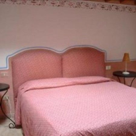 Villa Ulivi Florenţa Cameră foto